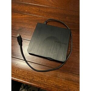 Samsung Portable DVD Writer Model SE-218 with cord